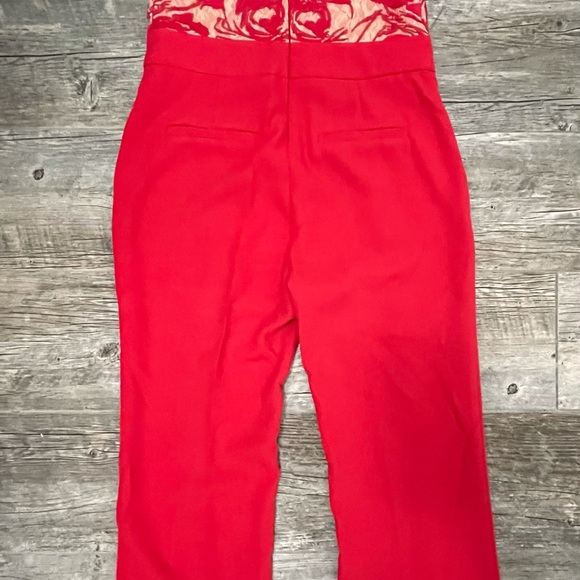 Jumper - Picture 2 of 2